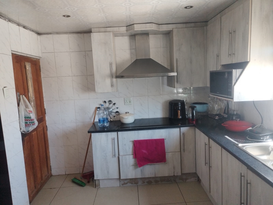 4 Bedroom Property for Sale in Mdantsane Nu 16 Eastern Cape
